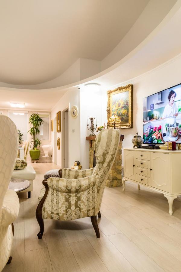 Luxury Apartment Sara Ουμάγκ Εξωτερικό φωτογραφία